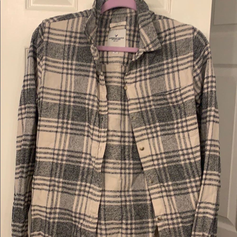 American eagle plaid shirt